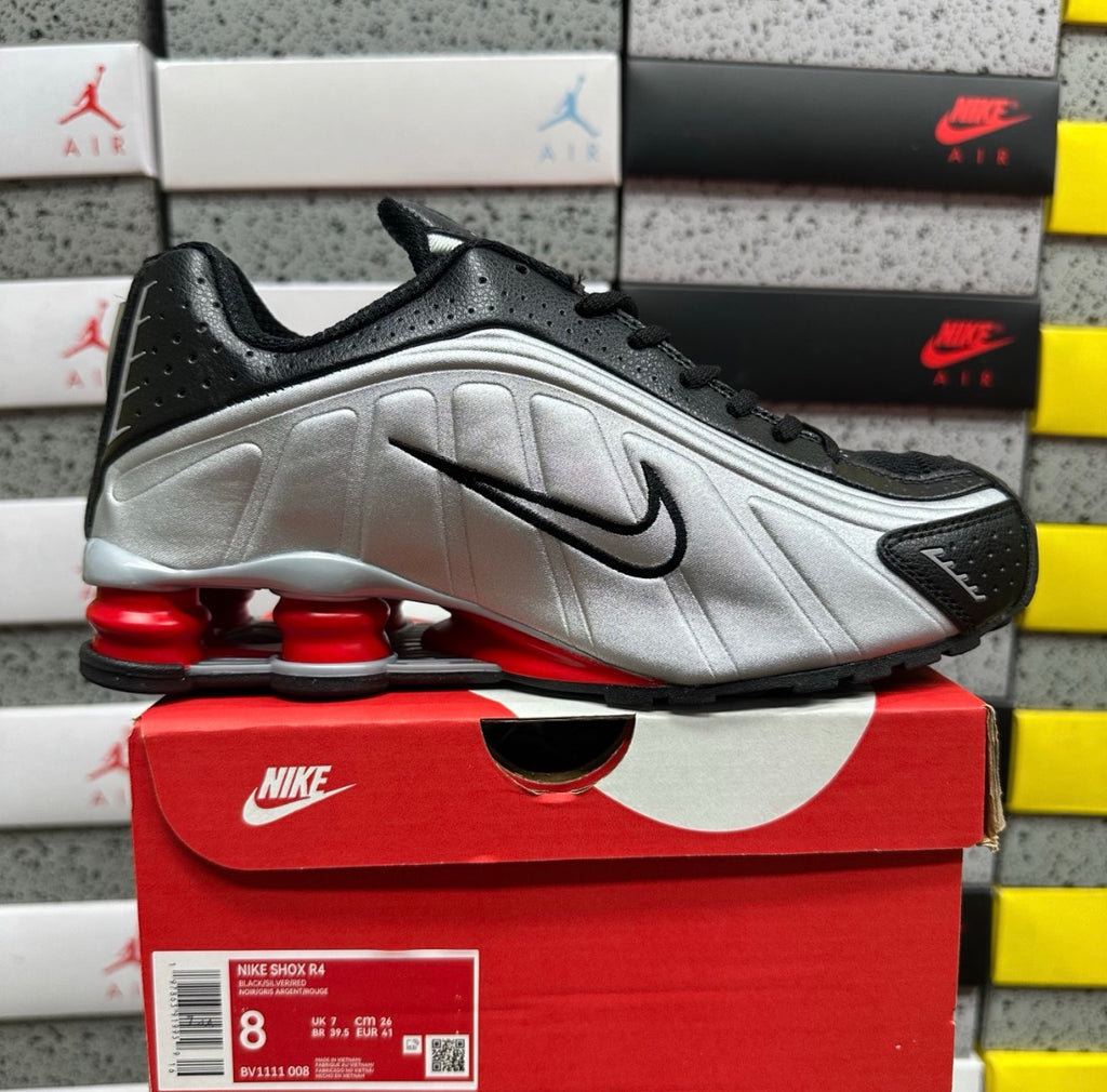 Shox R4